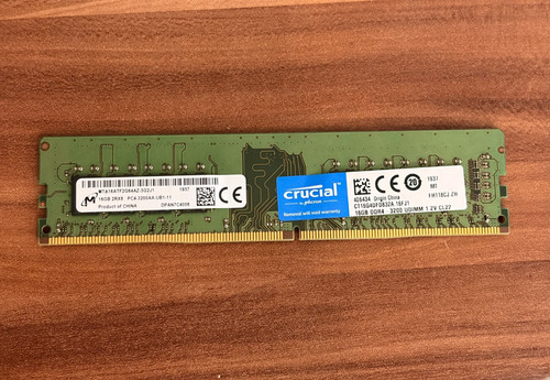 Crucial ddr4 x - 16, 1